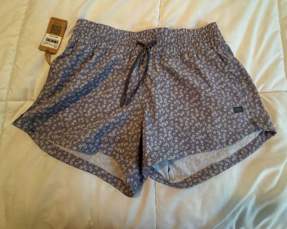 AFTCO Women's Strike Printed Shorts Daybreak Floral XS